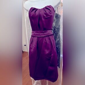 B2 size:10 color:eggplant strapless New